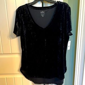 NWT New York & Company velvet t-shirt, size Large
